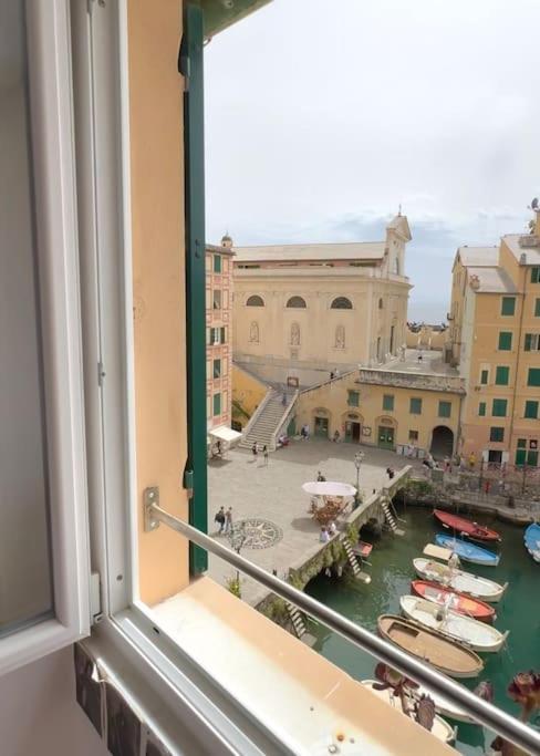Attico Sul Porticciolo Antico Di Camogli Apartment Luaran gambar