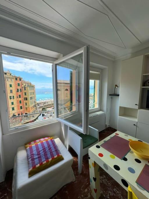 Attico Sul Porticciolo Antico Di Camogli Apartment Luaran gambar