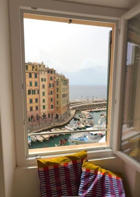 Attico Sul Porticciolo Antico Di Camogli Apartment Luaran gambar