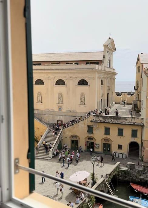 Attico Sul Porticciolo Antico Di Camogli Apartment Luaran gambar