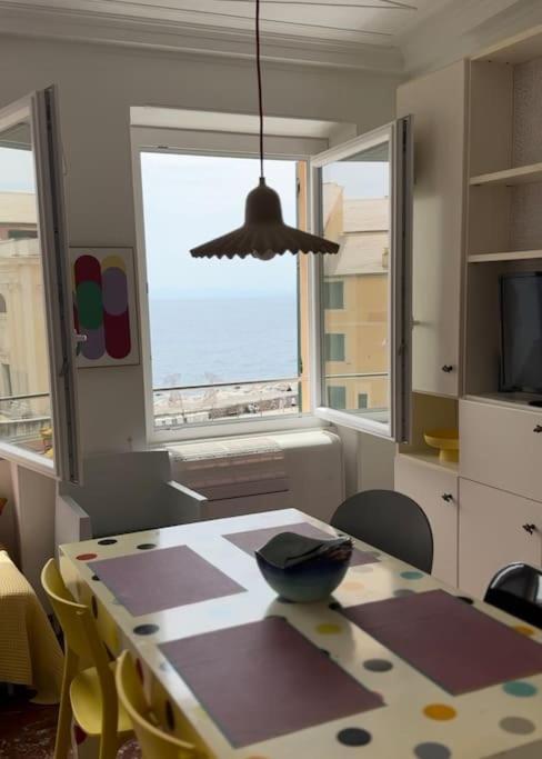 Attico Sul Porticciolo Antico Di Camogli Apartment Luaran gambar