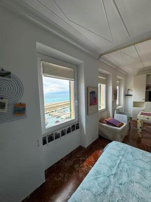 Attico Sul Porticciolo Antico Di Camogli Apartment Luaran gambar