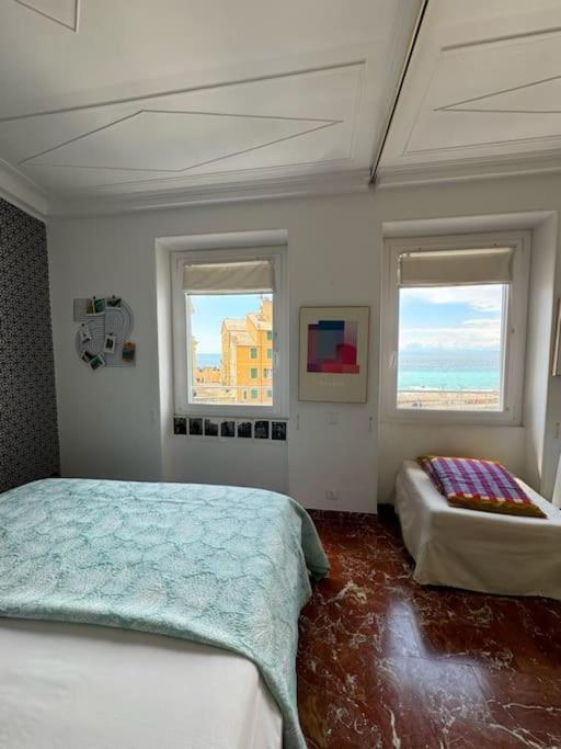 Attico Sul Porticciolo Antico Di Camogli Apartment Luaran gambar