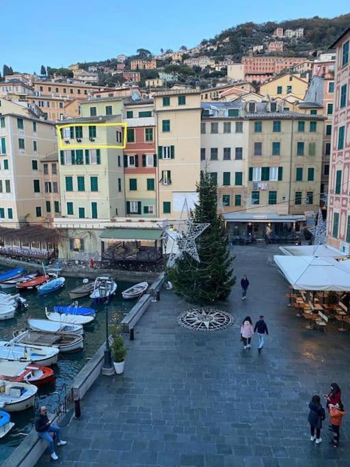 Attico Sul Porticciolo Antico Di Camogli Apartment Luaran gambar